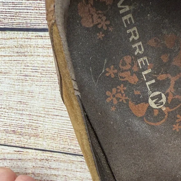 Merrell Women's Brown Wedge Shoes - Picture 10 of 13